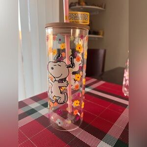 Peanuts Snoopy Glass Tumbler Floral , 22 Oz